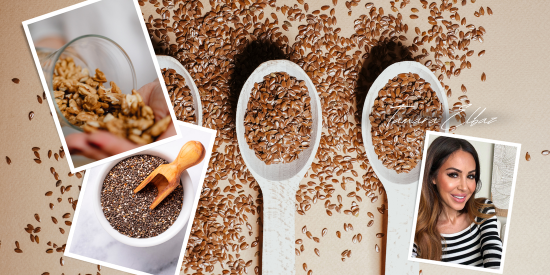 Drie lepels met chiazaad, lijnzaad en walnoten Mr. and Mrs. Green omega-3 en ALA